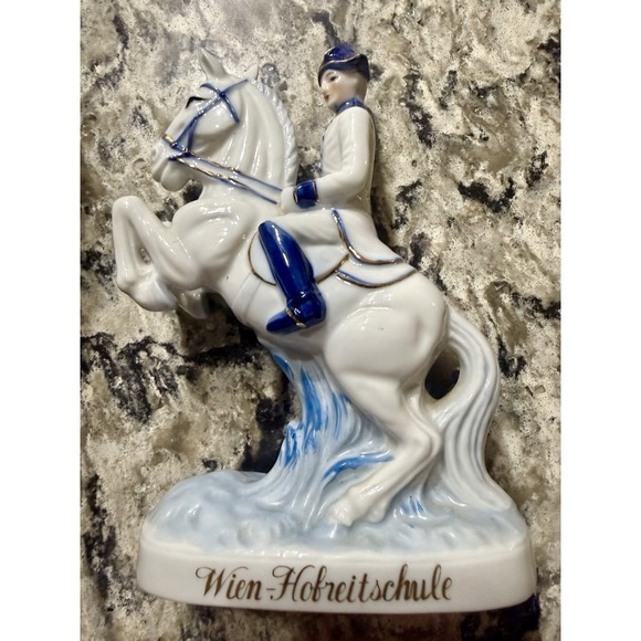 Wien Hofreitschule Riding School Lipizzaner Horse Soldier Rearing Figurine 6.5" - Picture 7 of 12
